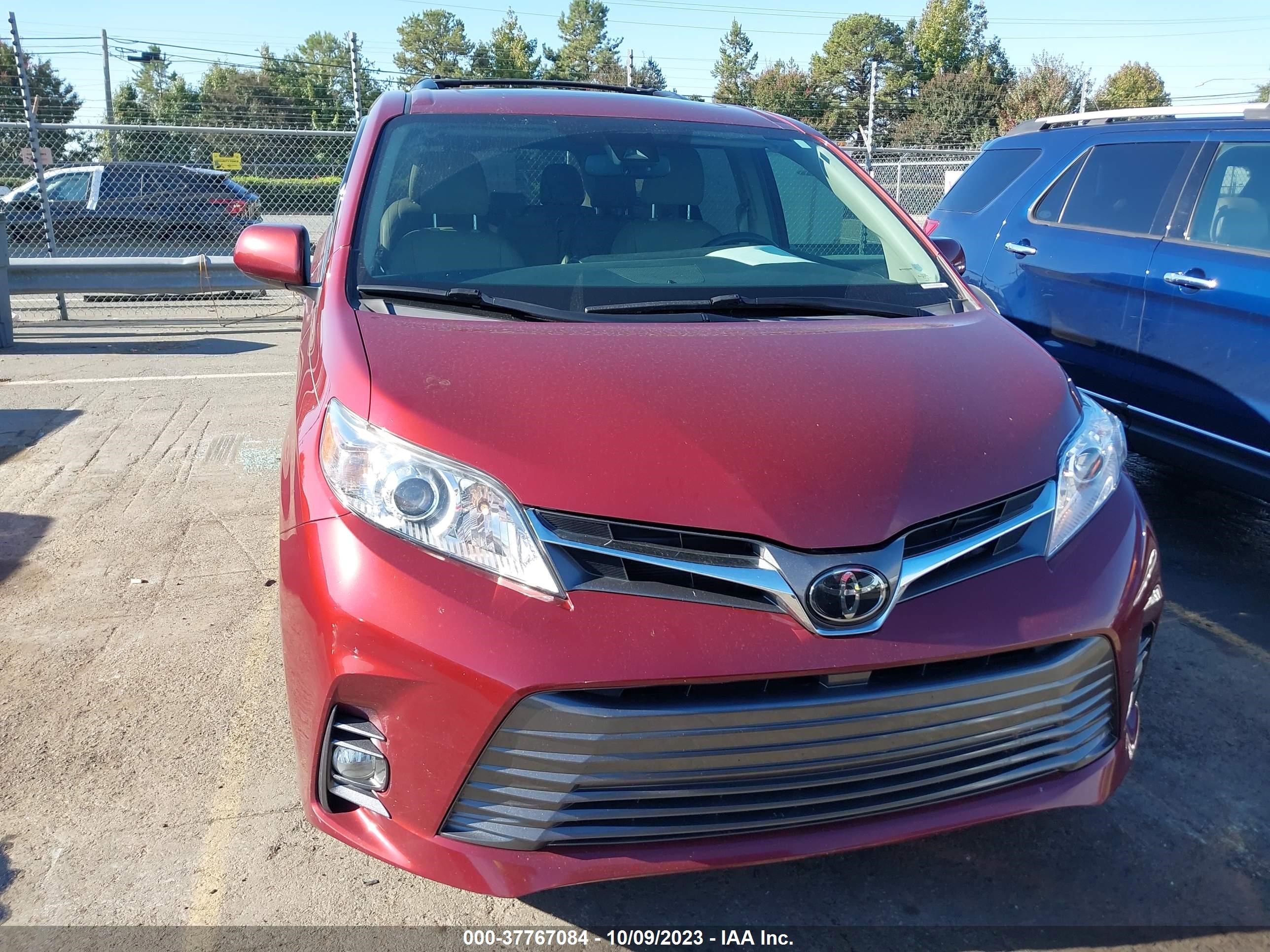 Photo 12 VIN: 5TDYZ3DC6KS012779 - TOYOTA SIENNA 