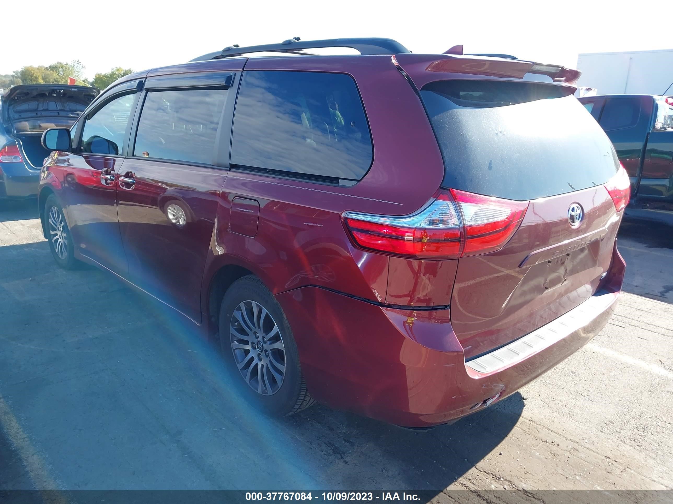 Photo 2 VIN: 5TDYZ3DC6KS012779 - TOYOTA SIENNA 