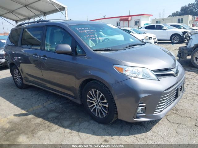 Photo 0 VIN: 5TDYZ3DC6KS015360 - TOYOTA SIENNA 