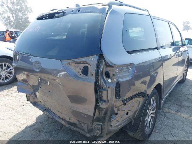 Photo 5 VIN: 5TDYZ3DC6KS015360 - TOYOTA SIENNA 