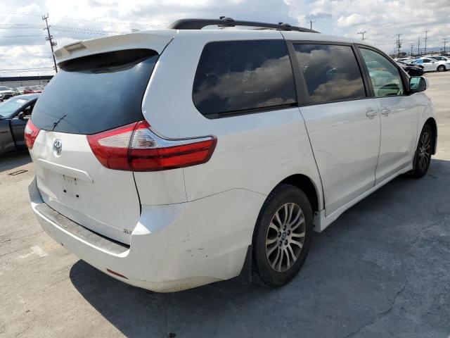 Photo 3 VIN: 5TDYZ3DC6KS017853 - TOYOTA SIENNA XLE 