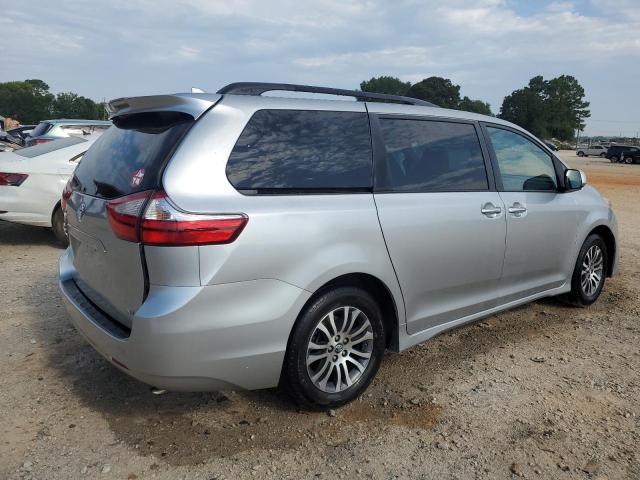 Photo 2 VIN: 5TDYZ3DC6KS971132 - TOYOTA SIENNA XLE 