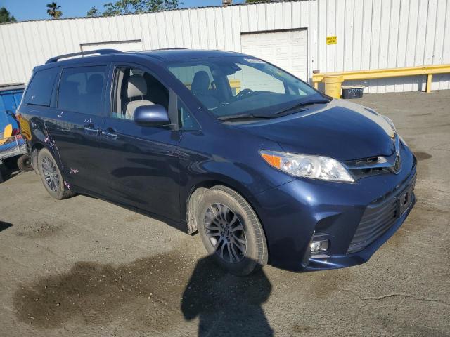 Photo 3 VIN: 5TDYZ3DC6LS028630 - TOYOTA SIENNA XLE 