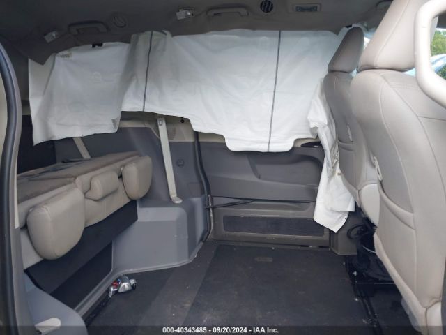 Photo 7 VIN: 5TDYZ3DC7HS773314 - TOYOTA SIENNA 