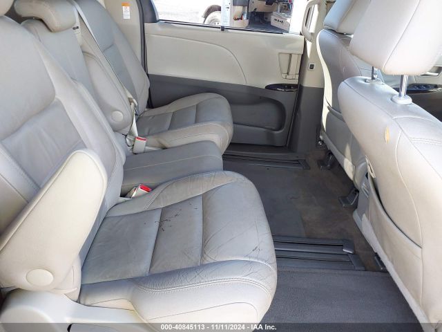 Photo 7 VIN: 5TDYZ3DC7HS778769 - TOYOTA SIENNA 