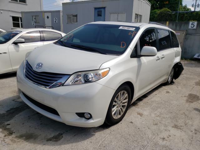 Photo 1 VIN: 5TDYZ3DC7HS791084 - TOYOTA SIENNA XLE 