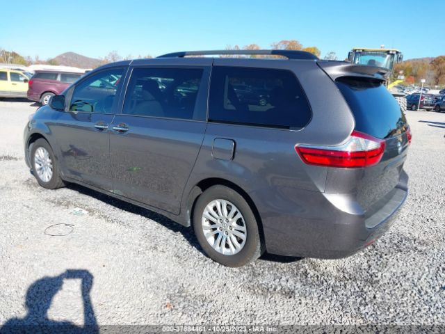 Photo 2 VIN: 5TDYZ3DC7HS799069 - TOYOTA SIENNA 