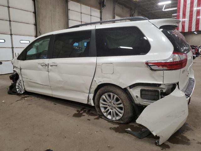 Photo 1 VIN: 5TDYZ3DC7HS801256 - TOYOTA SIENNA XLE 