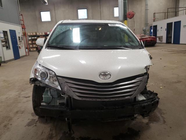 Photo 4 VIN: 5TDYZ3DC7HS801256 - TOYOTA SIENNA XLE 