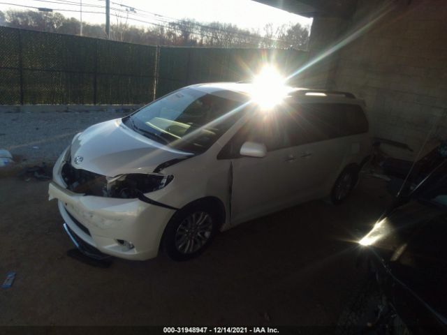 Photo 1 VIN: 5TDYZ3DC7HS806666 - TOYOTA SIENNA 