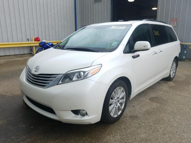 Photo 1 VIN: 5TDYZ3DC7HS818235 - TOYOTA SIENNA XLE 