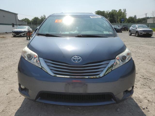 Photo 4 VIN: 5TDYZ3DC7HS829381 - TOYOTA SIENNA XLE 