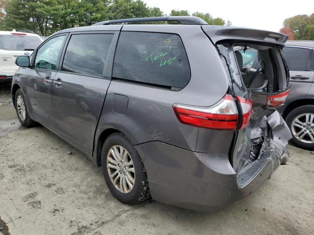 Photo 2 VIN: 5TDYZ3DC7HS835259 - TOYOTA SIENNA XLE 