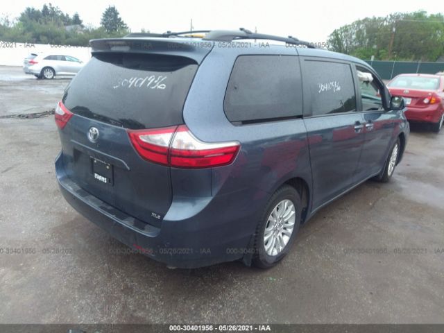 Photo 3 VIN: 5TDYZ3DC7HS849663 - TOYOTA SIENNA 