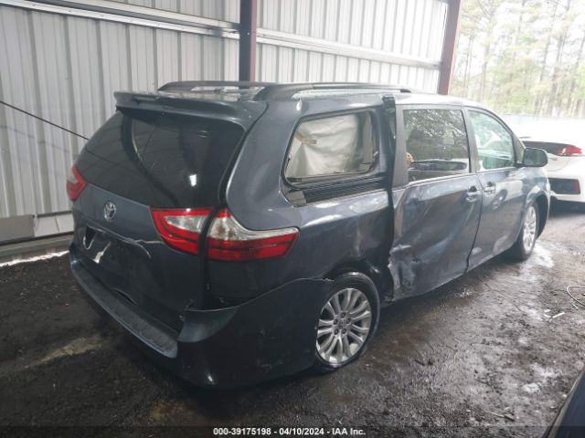 Photo 3 VIN: 5TDYZ3DC7HS872571 - TOYOTA SIENNA 