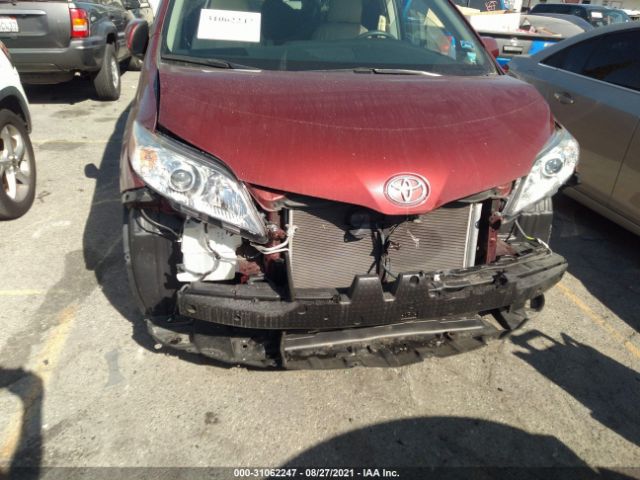 Photo 5 VIN: 5TDYZ3DC7HS878824 - TOYOTA SIENNA 