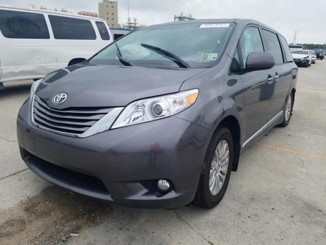 Photo 1 VIN: 5TDYZ3DC7HS896563 - TOYOTA SIENNA XLE 