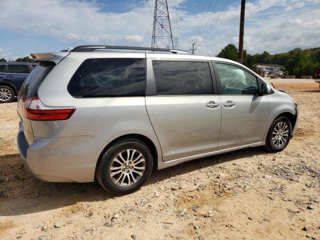 Photo 2 VIN: 5TDYZ3DC7JS924982 - TOYOTA SIENNA XLE 