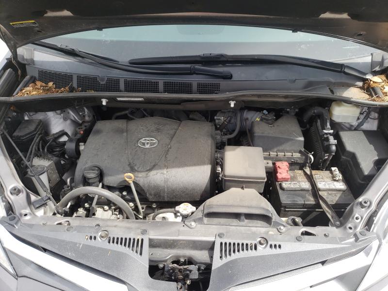 Photo 6 VIN: 5TDYZ3DC7JS935853 - TOYOTA SIENNA XLE 