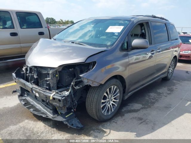 Photo 1 VIN: 5TDYZ3DC7JS936260 - TOYOTA SIENNA 