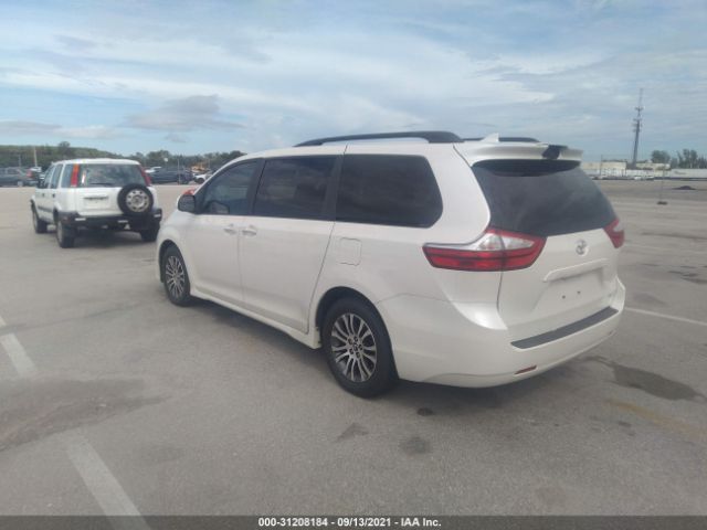 Photo 2 VIN: 5TDYZ3DC7KS006750 - TOYOTA SIENNA 