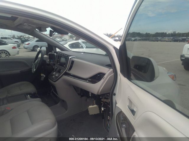 Photo 4 VIN: 5TDYZ3DC7KS006750 - TOYOTA SIENNA 