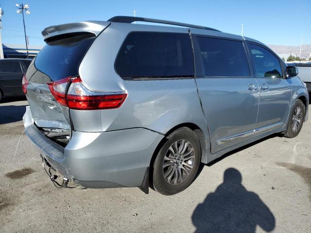 Photo 2 VIN: 5TDYZ3DC7KS012824 - TOYOTA SIENNA XLE 