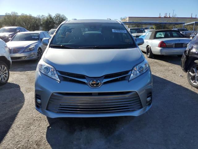 Photo 4 VIN: 5TDYZ3DC7KS012824 - TOYOTA SIENNA XLE 