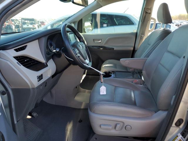 Photo 6 VIN: 5TDYZ3DC7KS012824 - TOYOTA SIENNA XLE 