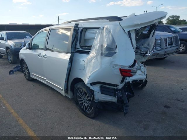 Photo 2 VIN: 5TDYZ3DC7KS019336 - TOYOTA SIENNA 