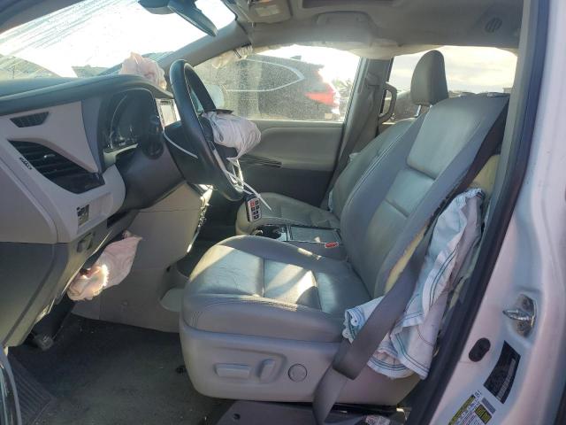 Photo 6 VIN: 5TDYZ3DC7KS968806 - TOYOTA SIENNA XLE 