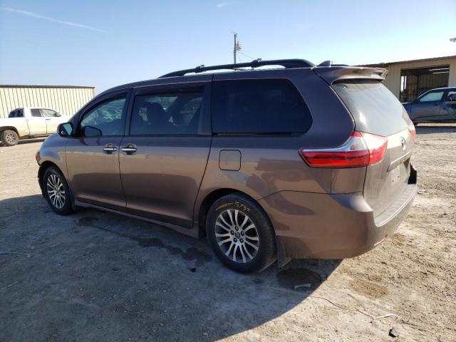 Photo 1 VIN: 5TDYZ3DC7KS969180 - TOYOTA SIENNA XLE 