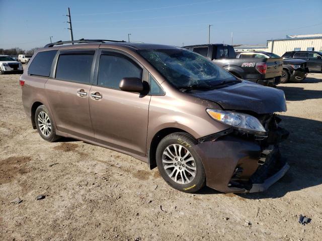 Photo 3 VIN: 5TDYZ3DC7KS969180 - TOYOTA SIENNA XLE 