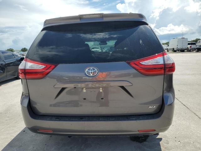 Photo 5 VIN: 5TDYZ3DC7KS974282 - TOYOTA SIENNA XLE 