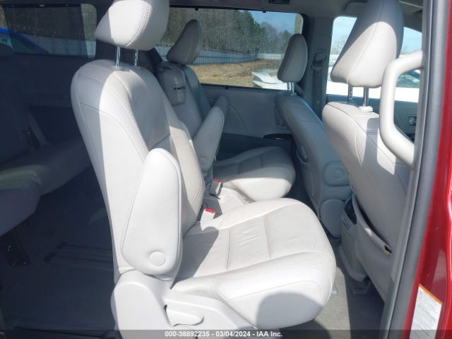 Photo 7 VIN: 5TDYZ3DC7KS983287 - TOYOTA SIENNA 