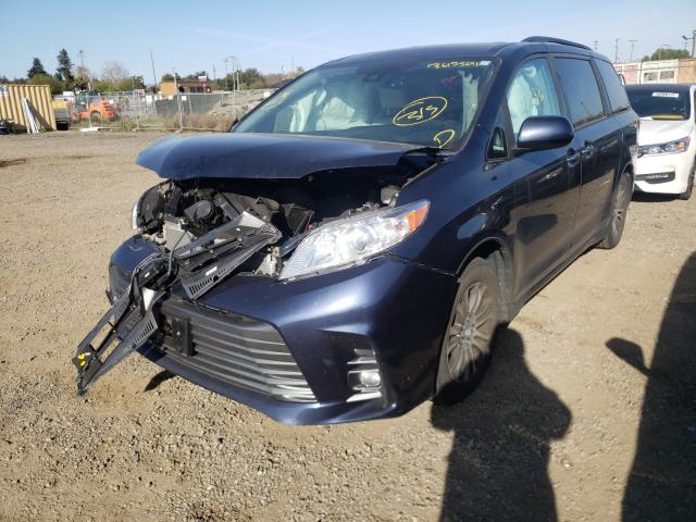 Photo 1 VIN: 5TDYZ3DC7KS992135 - TOYOTA SIENNA XLE 