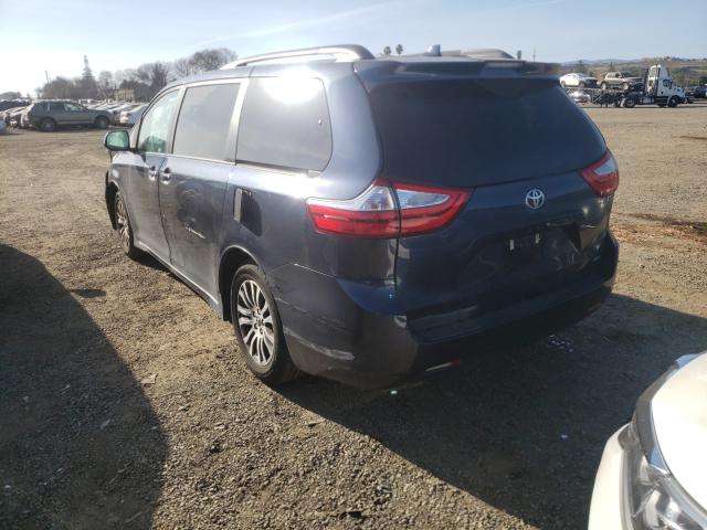 Photo 2 VIN: 5TDYZ3DC7KS992135 - TOYOTA SIENNA XLE 