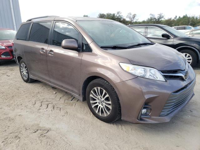 Photo 3 VIN: 5TDYZ3DC7KS997898 - TOYOTA SIENNA XLE 