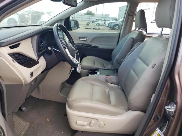 Photo 6 VIN: 5TDYZ3DC7KS997898 - TOYOTA SIENNA XLE 