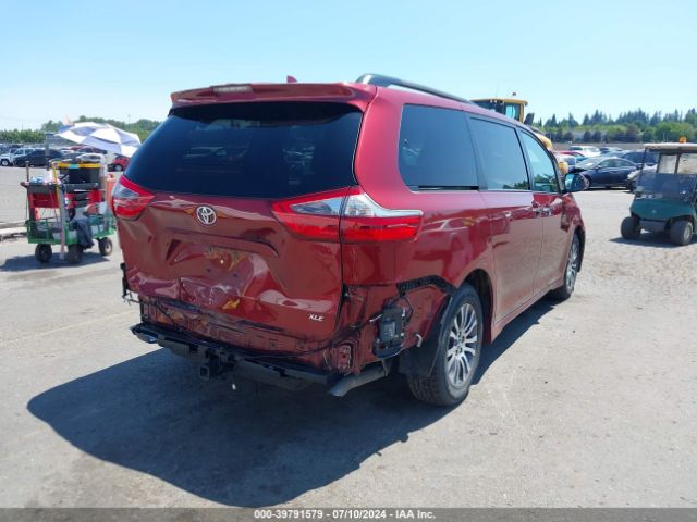 Photo 3 VIN: 5TDYZ3DC7LS027194 - TOYOTA SIENNA 