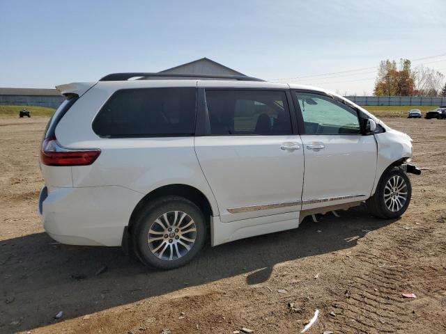 Photo 2 VIN: 5TDYZ3DC7LS059305 - TOYOTA SIENNA XLE 