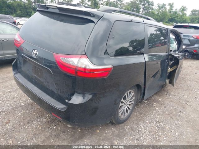 Photo 3 VIN: 5TDYZ3DC7LS060471 - TOYOTA SIENNA 