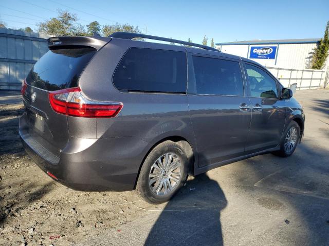 Photo 2 VIN: 5TDYZ3DC7LS082387 - TOYOTA SIENNA XLE 