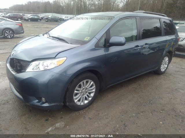 Photo 1 VIN: 5TDYZ3DC8HS771071 - TOYOTA SIENNA 