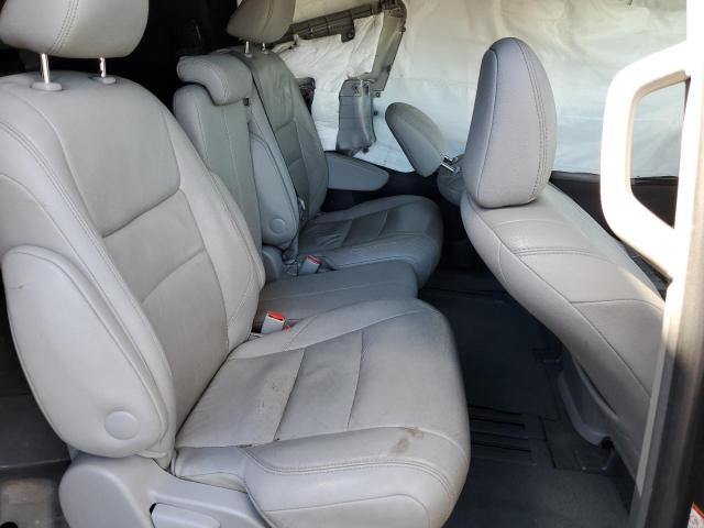 Photo 5 VIN: 5TDYZ3DC8HS783284 - TOYOTA SIENNA XLE 