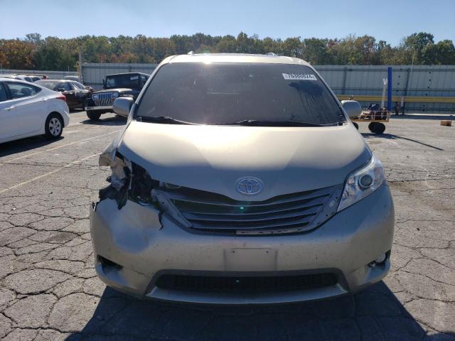 Photo 4 VIN: 5TDYZ3DC8HS784628 - TOYOTA SIENNA XLE 