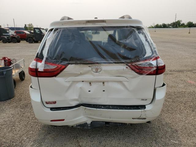 Photo 5 VIN: 5TDYZ3DC8HS787397 - TOYOTA SIENNA XLE 