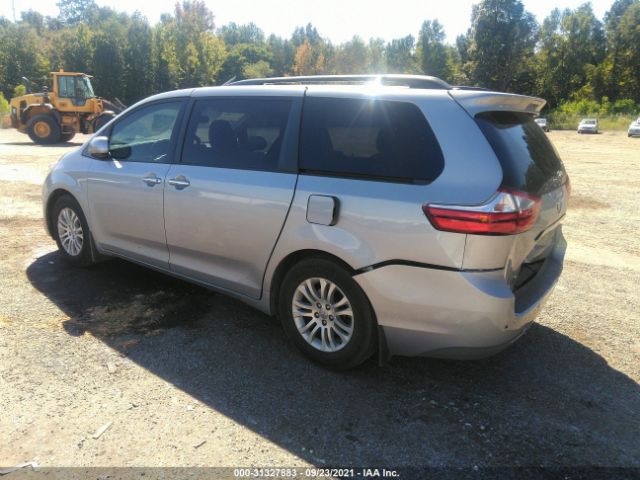 Photo 2 VIN: 5TDYZ3DC8HS807552 - TOYOTA SIENNA 