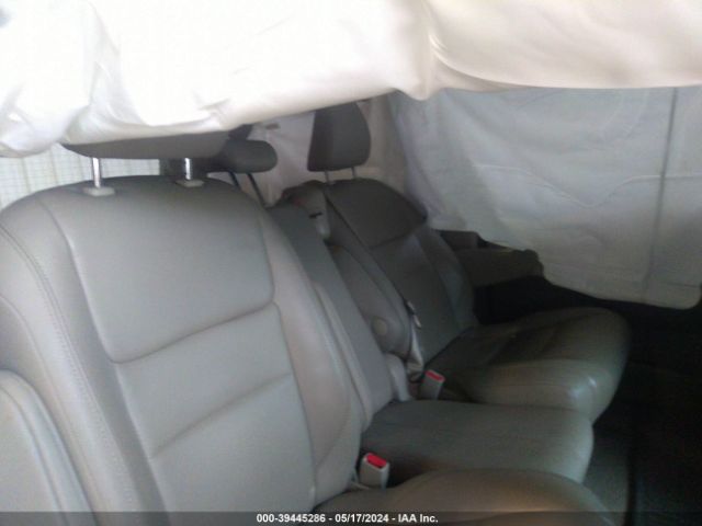 Photo 7 VIN: 5TDYZ3DC8HS811889 - TOYOTA SIENNA 