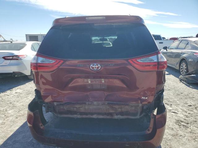 Photo 5 VIN: 5TDYZ3DC8HS834704 - TOYOTA SIENNA XLE 